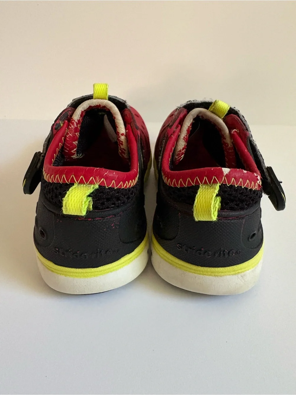 Stride Rite Made to Play Phibian Sneaker/Sandal Hybrid Toddler Size 8 Water Shoe